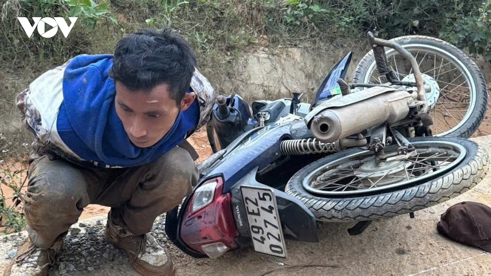 Bắt đối tượng mang xăng cướp ngân hàng sau 1 giờ gây án